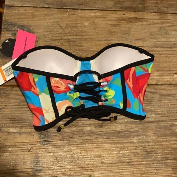 ⭐️Betsey Johnson vintage style swim top - Picture 6 of 9